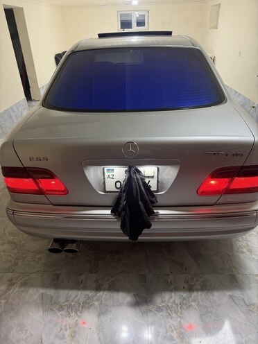 Mercedes E 320 2001, 350,000 km - 3.2 л - Bakı