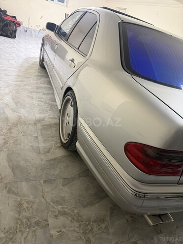 Mercedes E 320 2001, 350,000 km - 3.2 л - Bakı