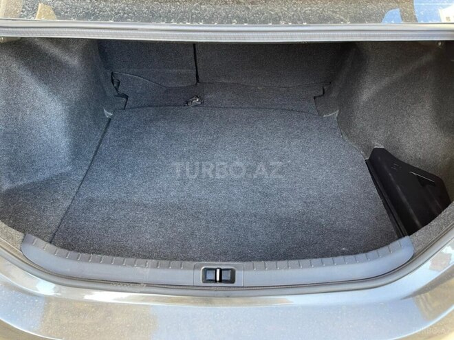 Toyota Corolla 2014, 196,000 km - 1.6 l - Bakı