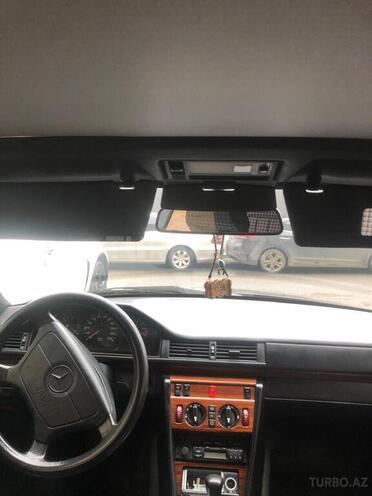 Mercedes 220 E 1994, 251,459 km - 2.2 l - Bakı