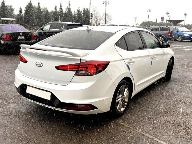 Hyundai Elantra 2019, 168,000 km - 2.0 l - Bakı