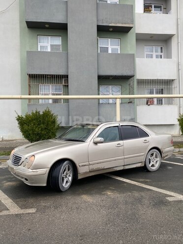 Mercedes E 240 1998, 447,900 km - 2.4 l - Bakı