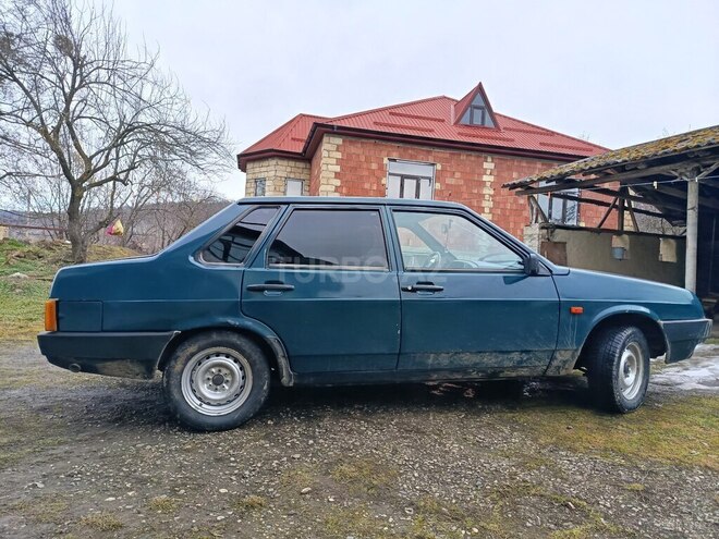 LADA (VAZ) 21099 1998, 456,000 km - 1.6 l - Quba