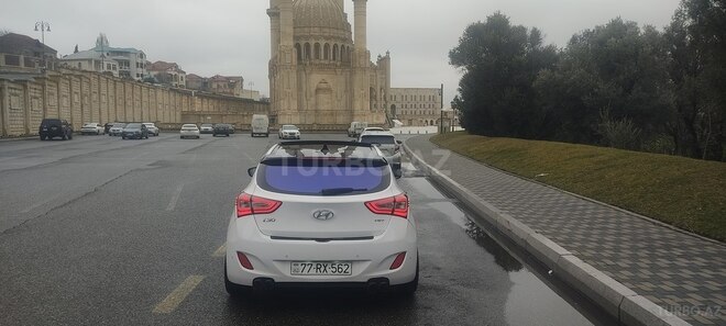 Hyundai i30 2015, 218,505 km - 1.6 l - Bakı