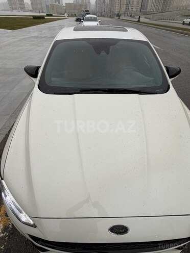Ford Fusion (North America) 2019, 178,000 km - 2.0 л - Bakı