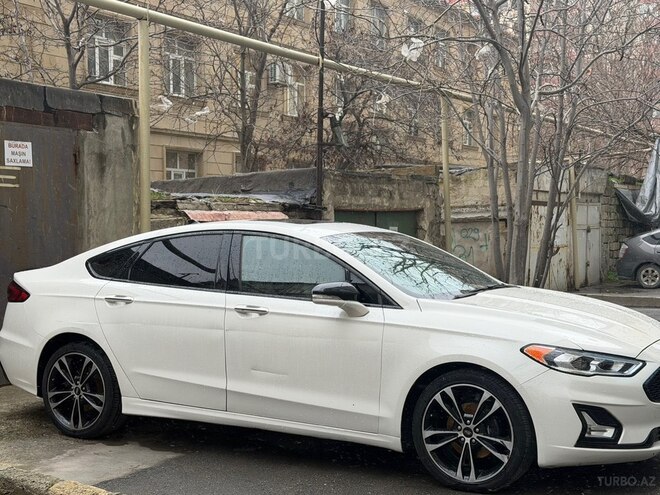 Ford Fusion (North America) 2019, 178,000 km - 2.0 л - Bakı