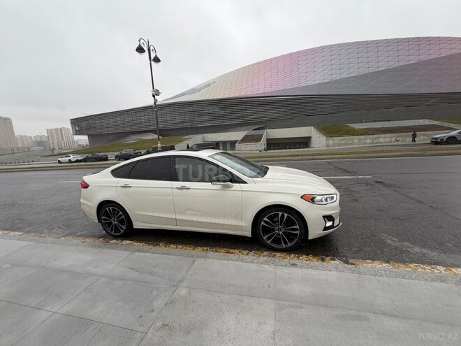 Ford Fusion (North America) 2019, 178,000 km - 2.0 л - Bakı