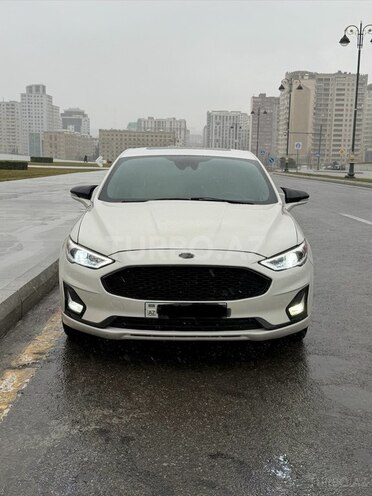 Ford Fusion (North America) 2019, 178,000 km - 2.0 л - Bakı