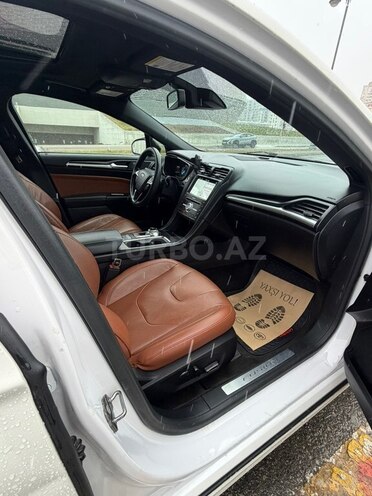 Ford Fusion (North America) 2019, 178,000 km - 2.0 л - Bakı