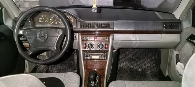 Mercedes 200 E 1995, 350,000 km - 2.0 l - Bakı