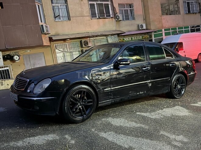 Mercedes E 200 2002, 300,000 km - 2.2 l - Bakı