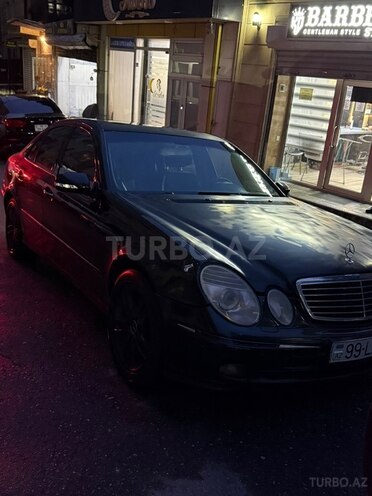 Mercedes E 200 2002, 300,000 km - 2.2 l - Bakı
