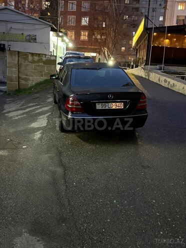 Mercedes E 200 2002, 300,000 km - 2.2 l - Bakı