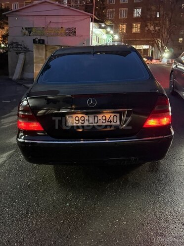 Mercedes E 200 2002, 300,000 km - 2.2 l - Bakı