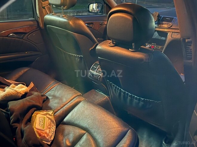 Mercedes E 200 2002, 300,000 km - 2.2 l - Bakı