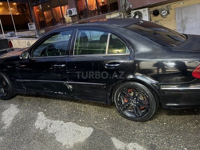 Mercedes E 200 2002, 300,000 km - 2.2 l - Bakı