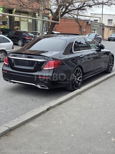 Mercedes E 200 d 2017, 204,000 km - 2.0 l - Bakı