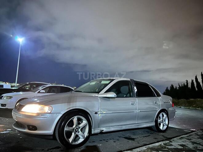 Opel Vectra 1999, 325,000 km - 1.8 l - Bakı