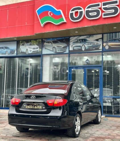 Hyundai Elantra-7