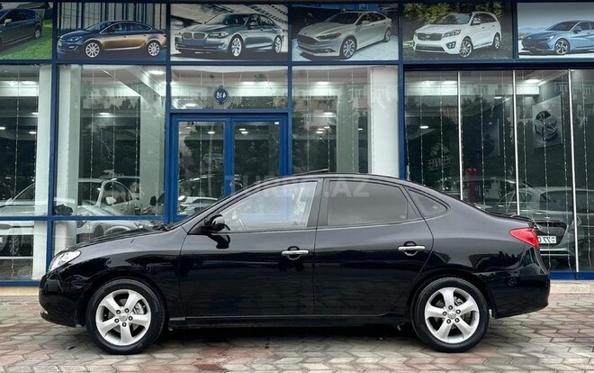 Hyundai Elantra-9
