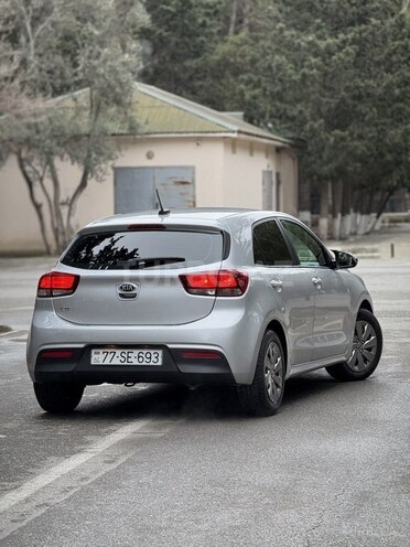 Kia Rio 2018, 141,000 km - 1.6 l - Bakı