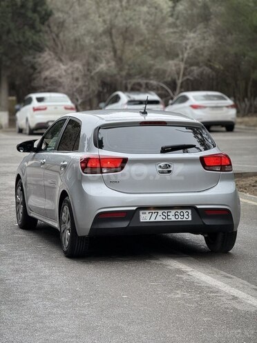 Kia Rio 2018, 141,000 km - 1.6 l - Bakı