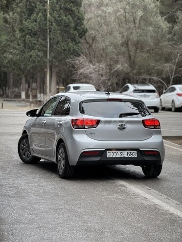 Kia Rio 2018, 141,000 km - 1.6 l - Bakı