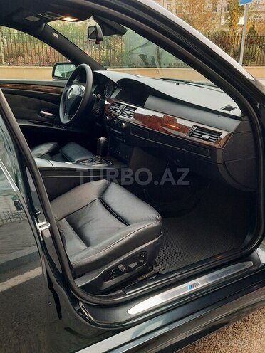 BMW 545 2004, 205,548 km - 4.4 l - Bakı