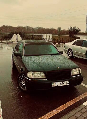Mercedes C 200-1