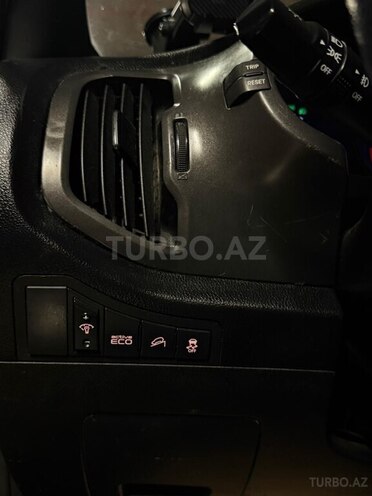 Kia Sportage 2012, 225,000 km - 2.0 l - Bakı