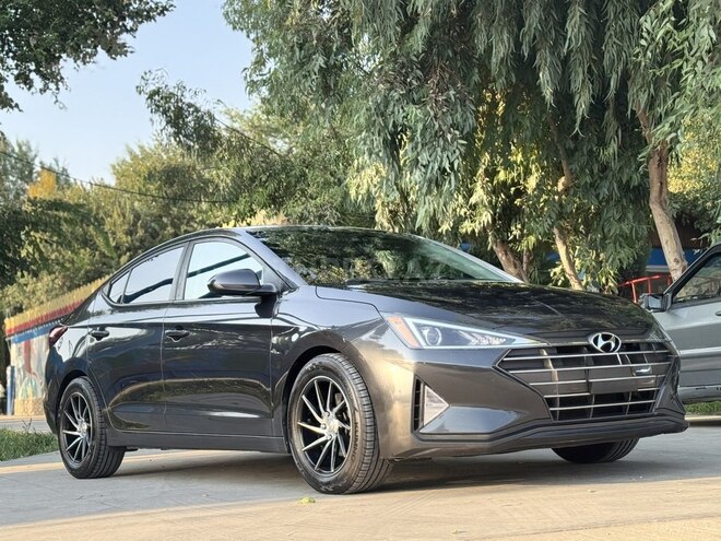 Hyundai Elantra 2019, 163,800 km - 2.0 l - Şirvan