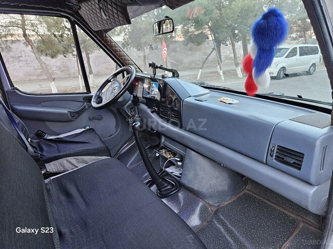 Mercedes Sprinter 208 1998, 693,725 km - 2.9 л - Sumqayıt