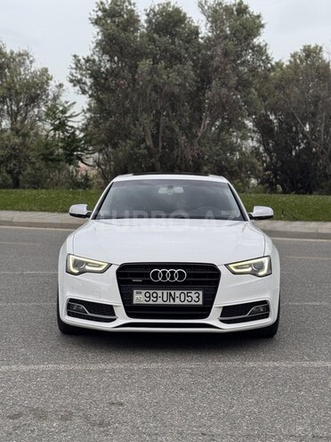 Audi A5-3