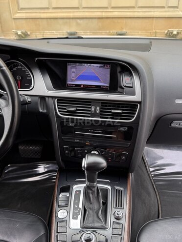 Audi A5-11