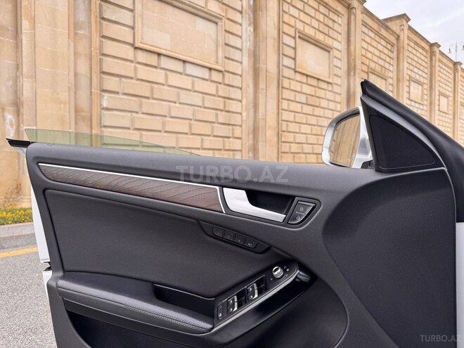 Audi A5-9