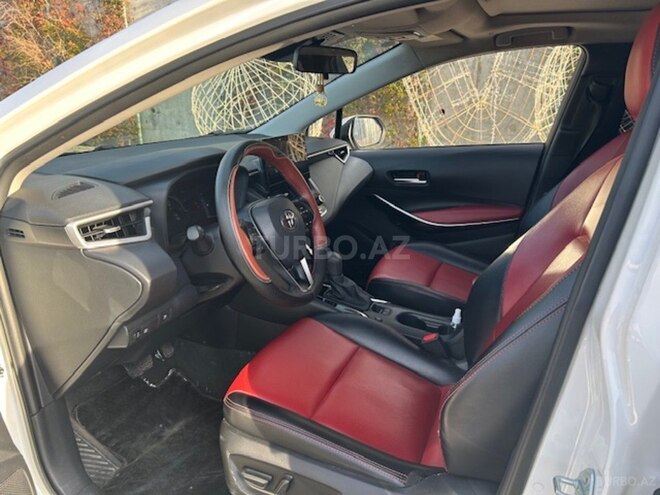 Toyota Corolla 2023, 28,750 km - 1.8 l - Bakı