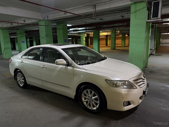 Toyota Camry-3