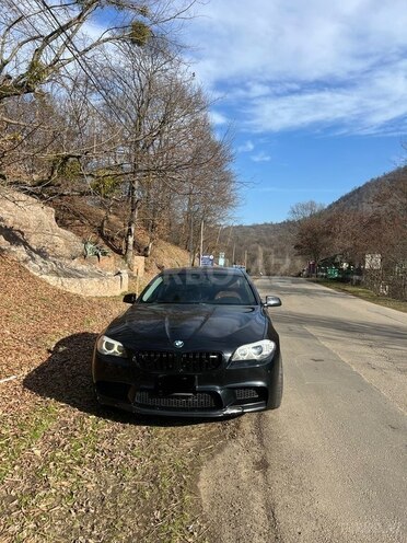 BMW 528-2