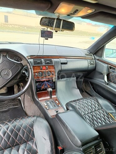 Mercedes E 230 1995, 487,000 km - 2.3 l - Bakı