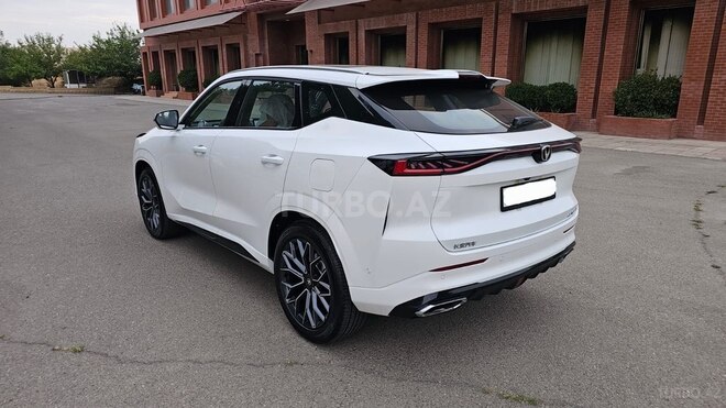 Changan  2025, 520 km - 1.5 l - Bakı