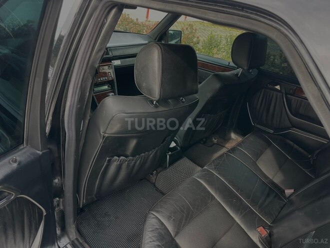 Mercedes E 320 1994, 385,000 km - 3.2 l - Bakı