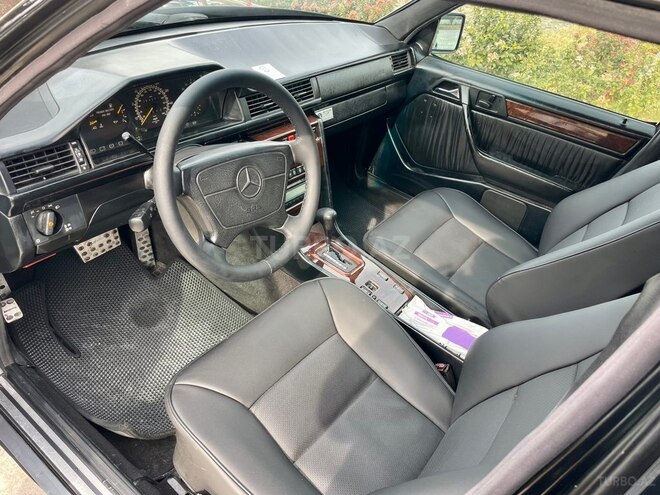 Mercedes E 320 1994, 385,000 km - 3.2 l - Bakı