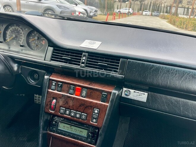 Mercedes E 320 1994, 385,000 km - 3.2 l - Bakı