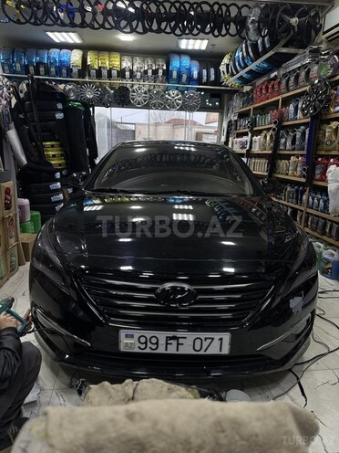 Hyundai Sonata-6