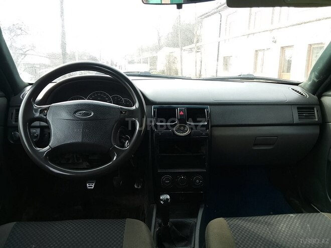 LADA (VAZ) Priora 2008, 320,000 km - 1.6 l - Qusar
