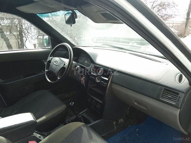 LADA (VAZ) Priora 2008, 320,000 km - 1.6 l - Qusar
