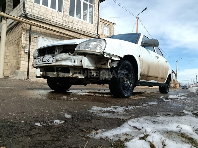 LADA (VAZ) Priora 2008, 320,000 km - 1.6 l - Qusar