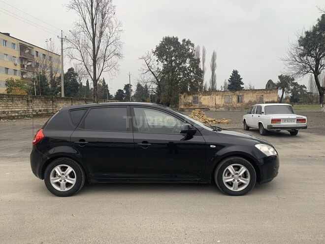 Kia Ceed 2007, 245,100 km - 1.6 l - Astara