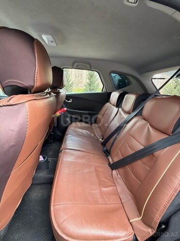 Renault Kaptur 2016, 89,500 km - 2.0 l - Quba
