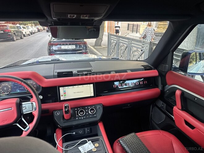 Land Rover Defender-15